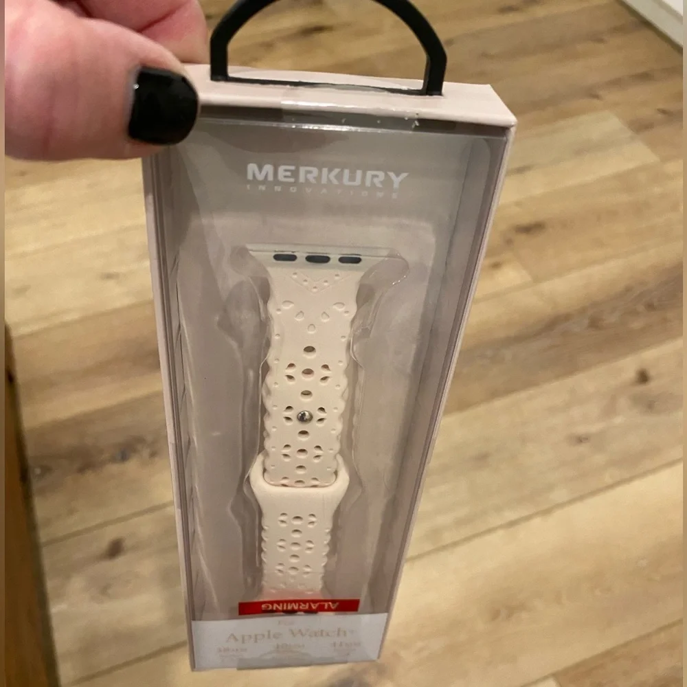 NWT- silicone watchband for APPLE WATCHES(38mm,40mm,41mm) neutral and pretty!